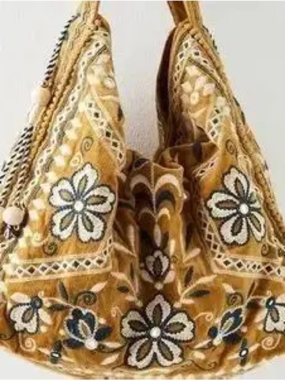 NWT Free People Vic Velvet Slouchy Bag - Color Gilded Gold - Picture 2 of 8